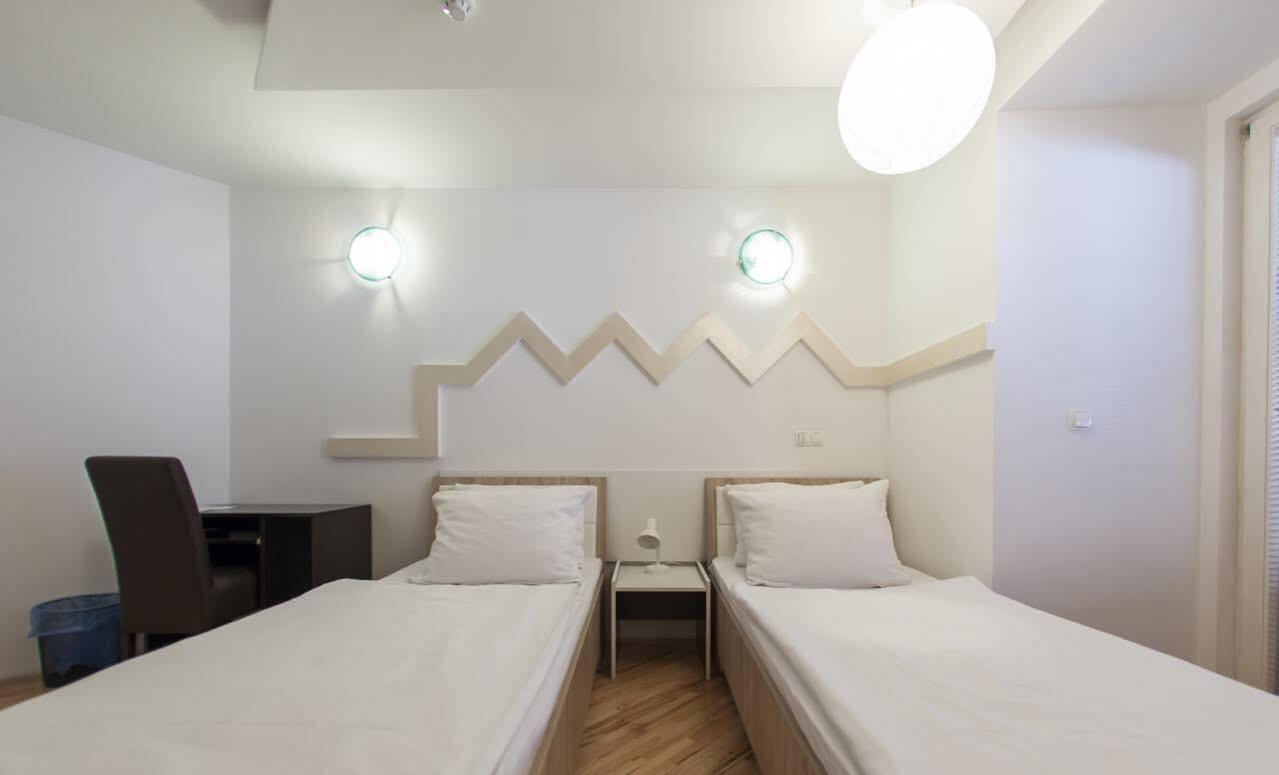 Hostel Hayat SJJ Exteriör bild
